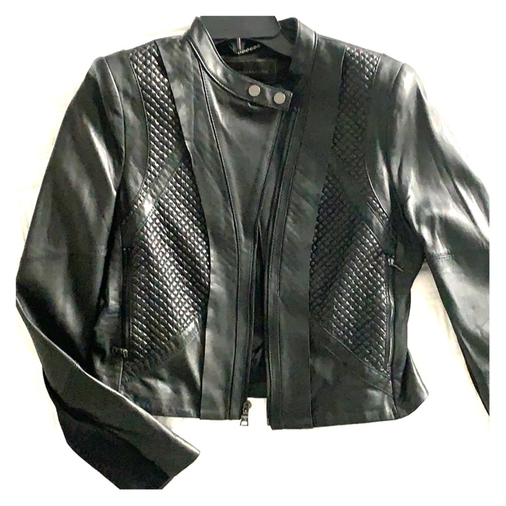BCBG MAXAZARIA BLACK LEATHER LAMBSKIN JACKET